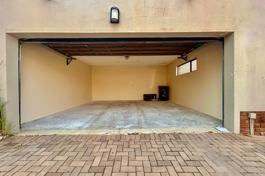 2 Bedroom Property for Sale in Xanadu Eco Park North West